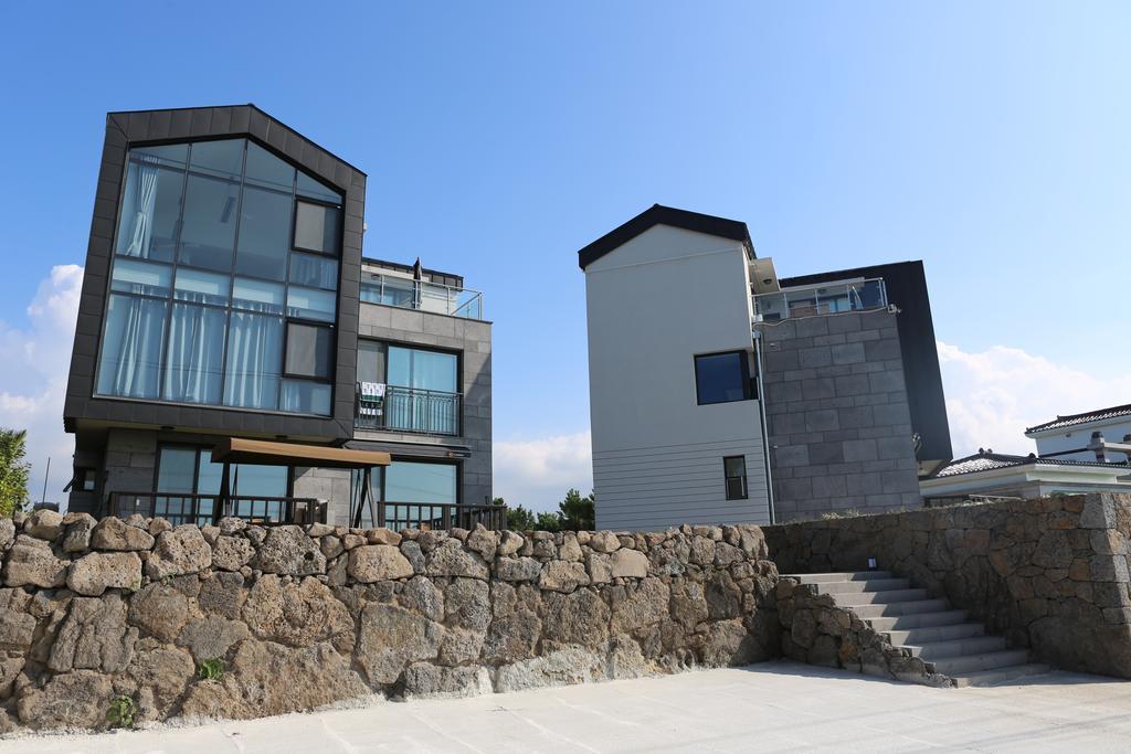 Plumeria Pension Jeju Exterior photo