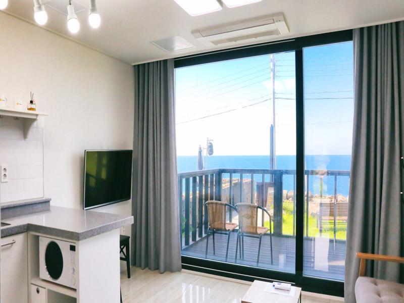 Plumeria Pension Jeju Exterior photo