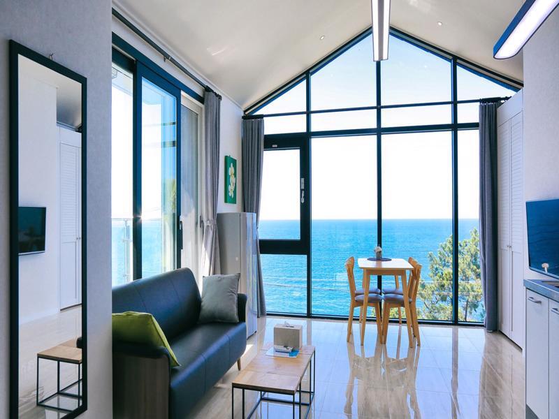 Plumeria Pension Jeju Exterior photo
